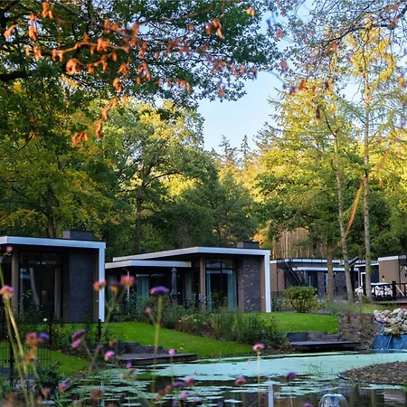 Family In Forest Park Holiday home *